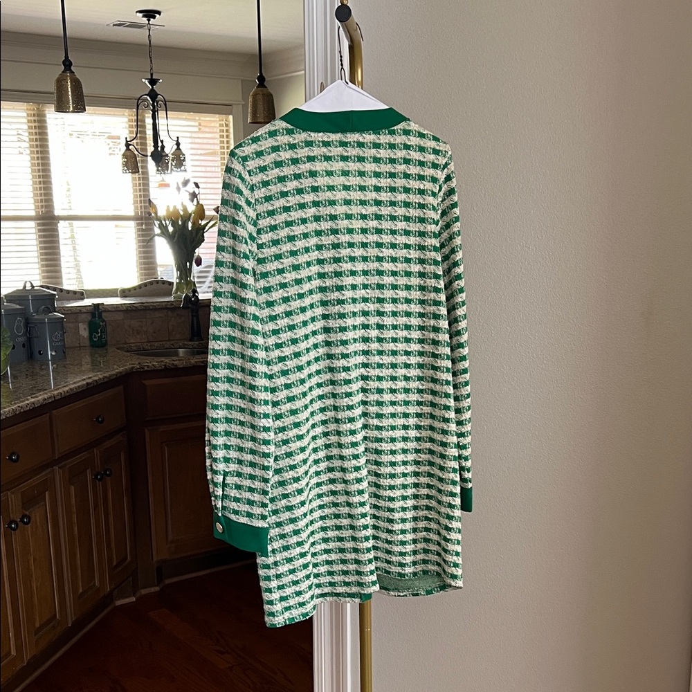 So Me Green and White Tweed Mini Cardigan Dress with Bow - Picture 2 of 8